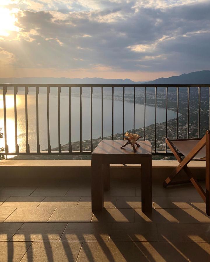 Gaia Guest House Kalamata Exteriör bild