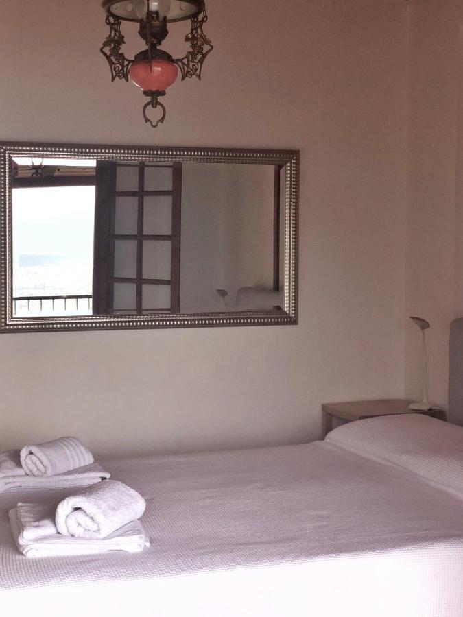 Gaia Guest House Kalamata Exteriör bild